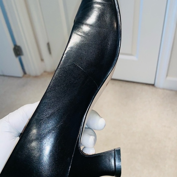 Nine West Black Leather Pumps. - Picture 13 of 15